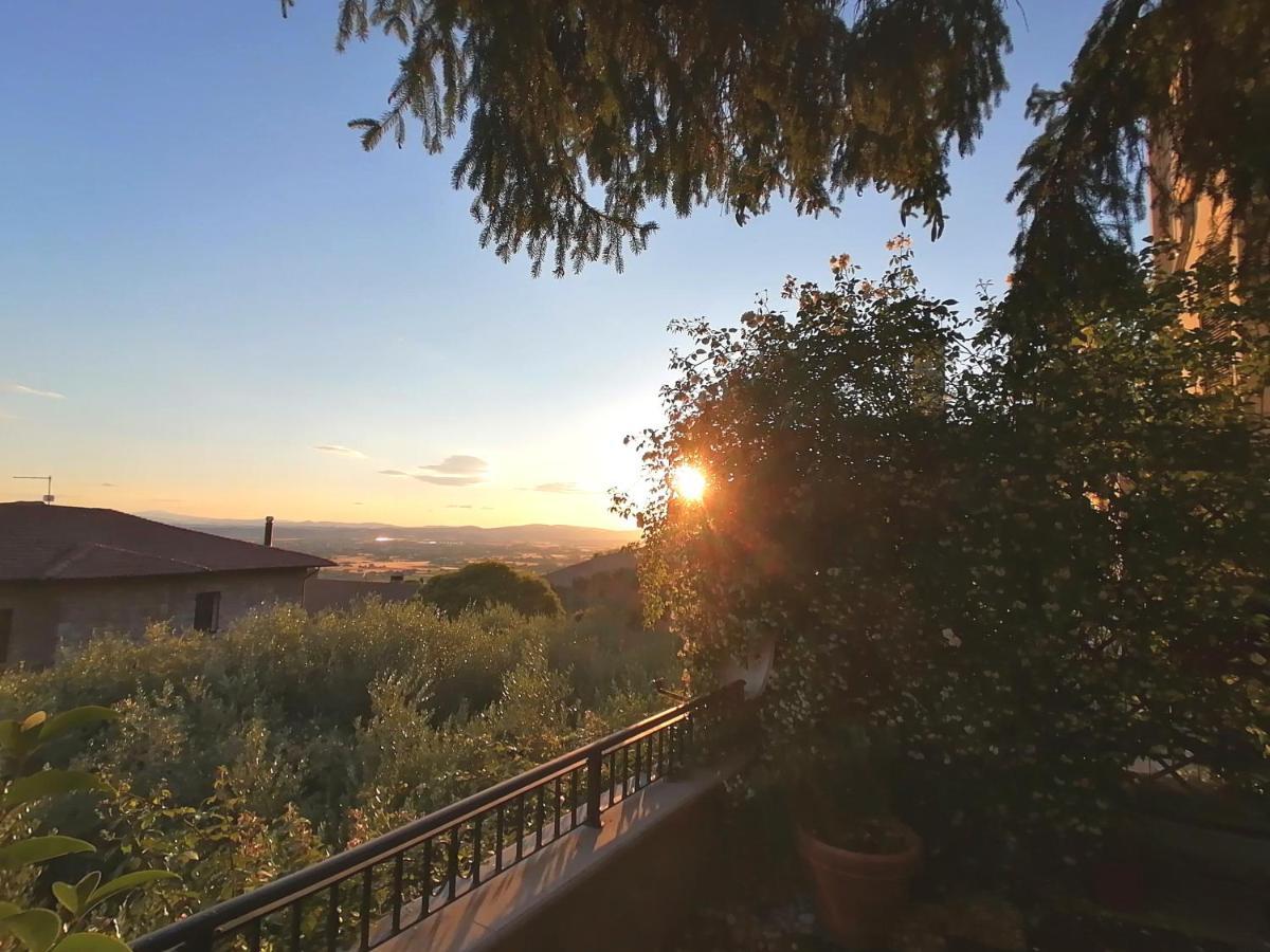 Assisi Garden Suite Luaran gambar